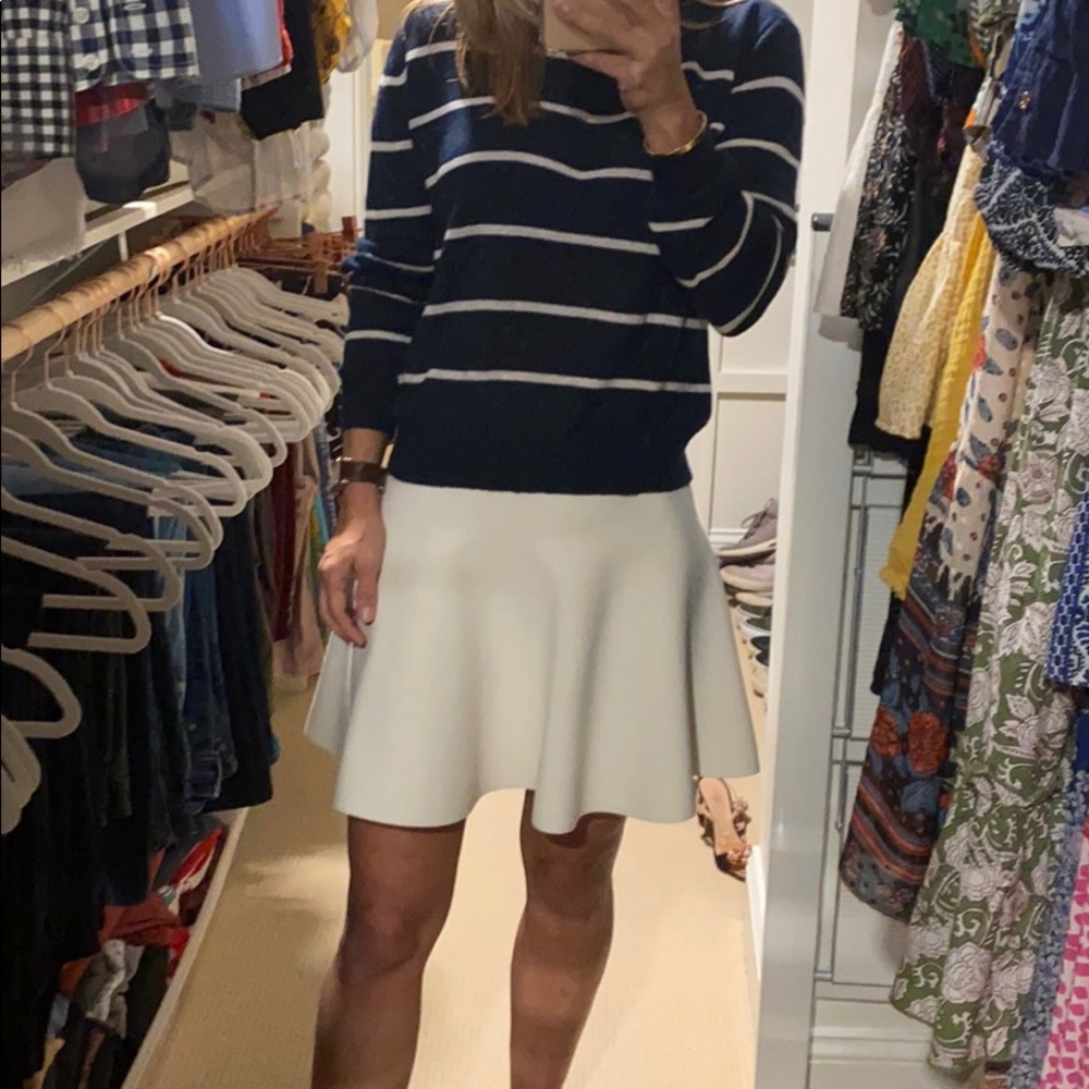 Super cute white girly skirt!
